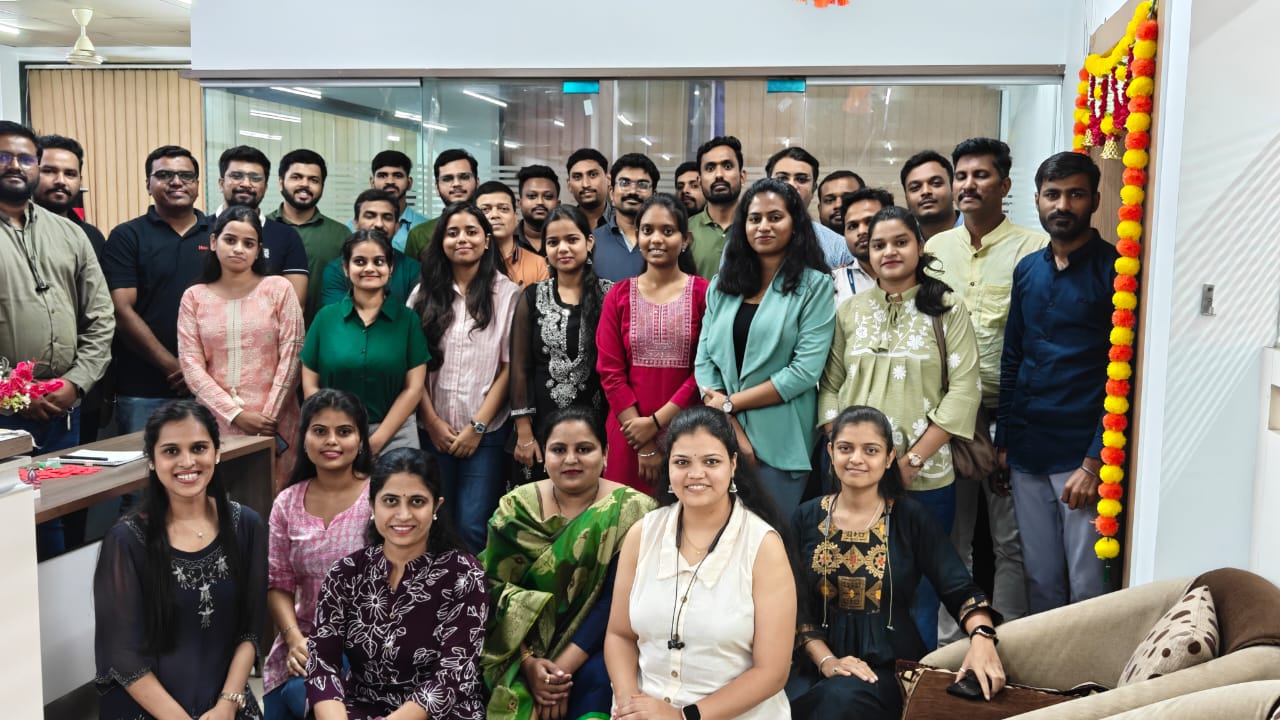 Life at Ennovate - team event photo 9